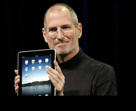 Featured image of post 乔布斯辞去苹果CEO转任董事长